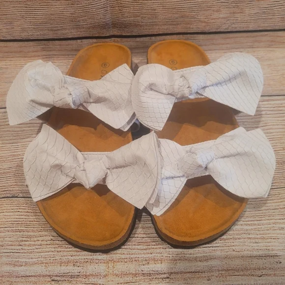 Mata Bow Sandal💞 - Picture 5 of 10